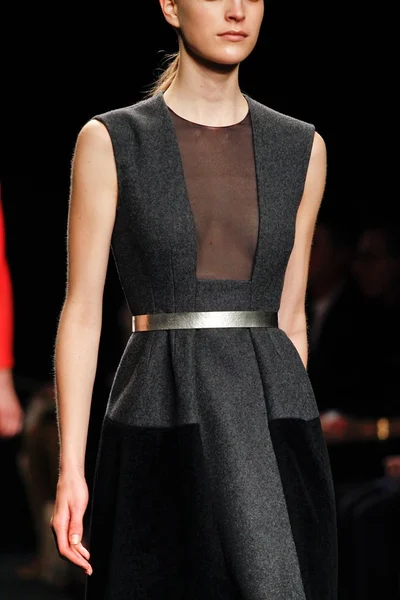 Look 38
